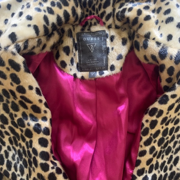 GUESS leopard coat. Light tan and black with inner pink lining. Like new - Picture 3 of 4